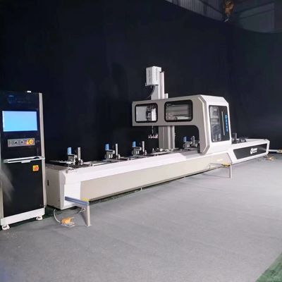 4 axes Centre d'usinage CNC de forage