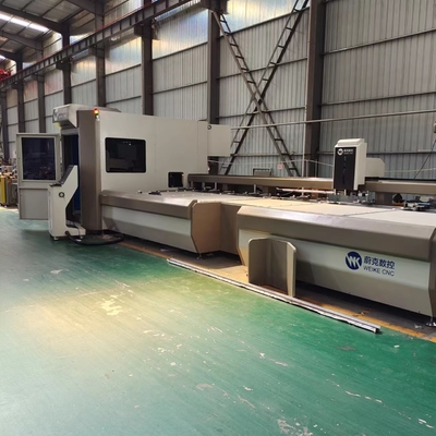 6500mm CNC Machining Aluminium Centre de coupe pour 45 90 degré fenêtre porte et mur rideau machine
