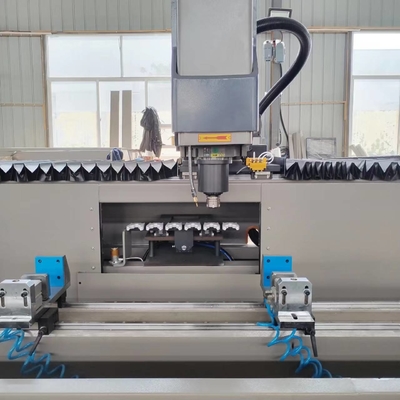 3200mm 3 axes ATC CNC Drilling et fraisage machine pour fenêtre en aluminium porte et mur rideau