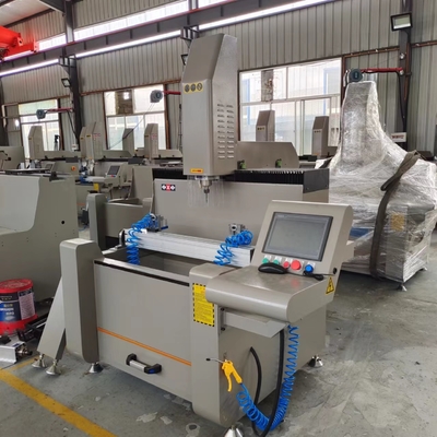 Machine de perçage CNC à trois axes de 500 mm pour profilés en aluminium spécialement conçue pour les machines à fenêtres et portes