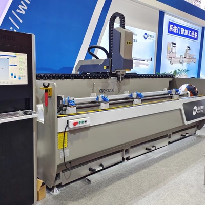 Centre d'usinage CNC 3+1 axes