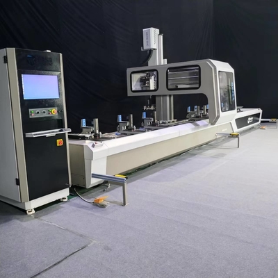 Centre d'usinage de commande numérique par ordinateur de la machine 4Axis de la porte 4Axis de fenêtre en aluminium à vendre