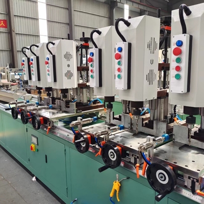 Machine de forage automatique à combinaison multi-têtes à haut rendement pour l'aluminium