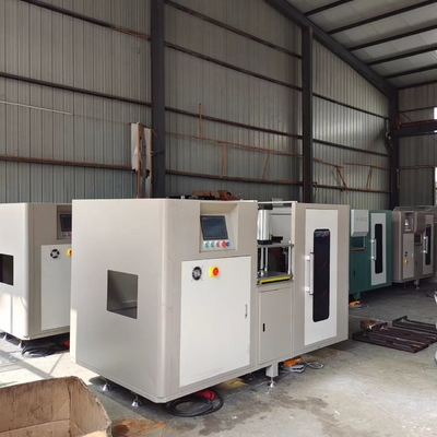 0.3m 5 axes verticale Cnc Mill machine de fabrication de porte et de fenêtre en aluminium