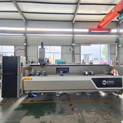Machines de fabrication de portes et fenêtres en aluminium de 3000 mm Machines de fraisage à forage CNC