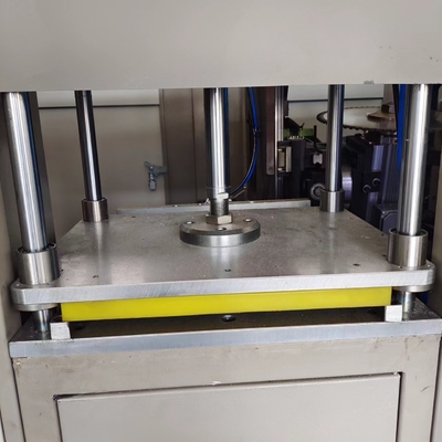 Machine de fraisage à extrémité en aluminium CNC Machine de fabrication de portes à fenêtres en aluminium