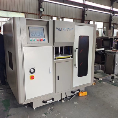 3 axes CNC machine de meulage de face de fin pour la fabrication de fenêtres et de portes en UPVC et en aluminium avec 350 lames de scie