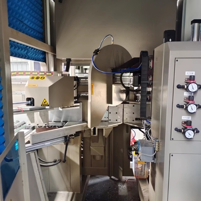 Centre de découpe en aluminium CNC à tête unique, scie pour paroi de rideau en aluminium industriel, angle de coupe 45 et 90