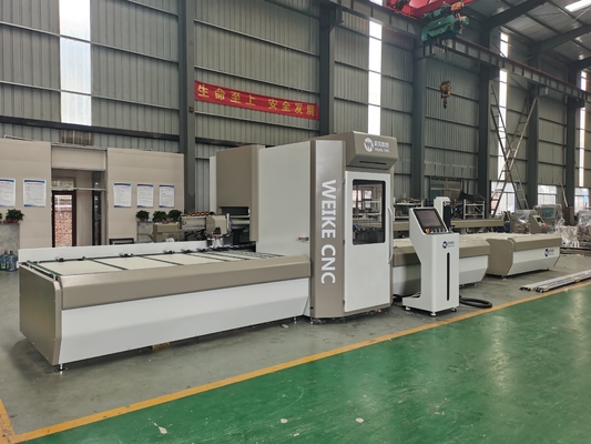 Centre d'usinage de profilés d'aluminium industriel