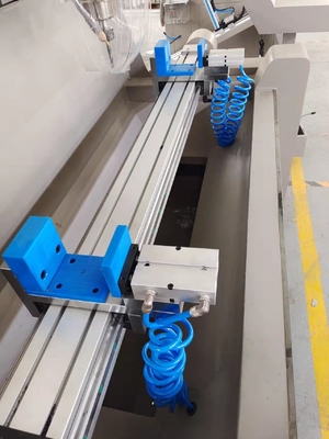 Machine de fraisage de forage CNC de haute précision pour profil d'aluminium