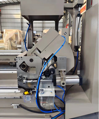 Machine à découper à double tête CNC Machine à scier en aluminium machine à découper en UPVC machine à découper les fenêtres et les portes