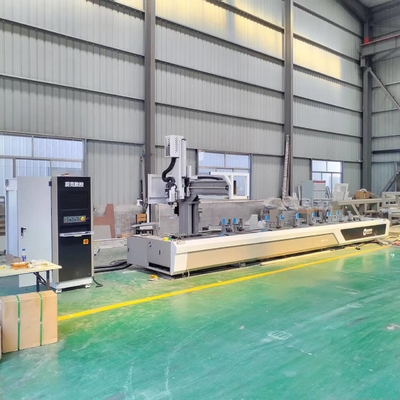 Machine de découpe d'aluminium CNC 4 axes de forage fraisage et machine de découpe pour mur de rideau et porte de fenêtre