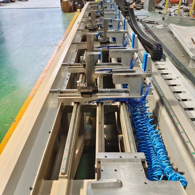 Machine de découpe d'aluminium CNC 4 axes de forage fraisage et machine de découpe pour mur de rideau et porte de fenêtre