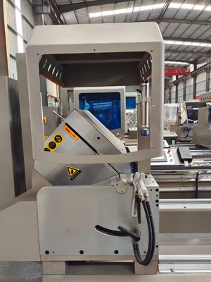 600 mm de diamètre lame de scie CNC double tête scie pour l'aluminium