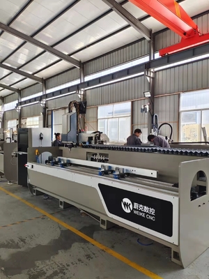 Centre d'usinage CNC 380V/50HZ avec une longueur de traitement de 3,2 m à vendre