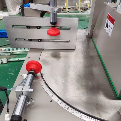 Fermeture de fenêtres et de portes à profilée en aluminium à tête unique
