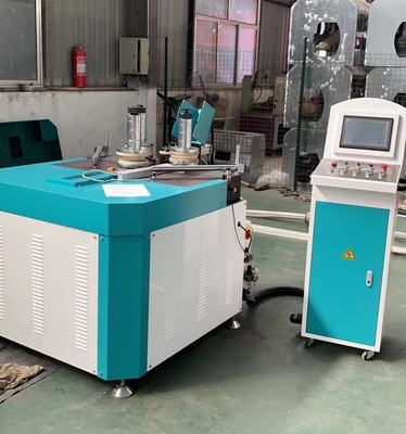 Machine de pliage automatique de cadre de fenêtre ou de porte en aluminium CNC