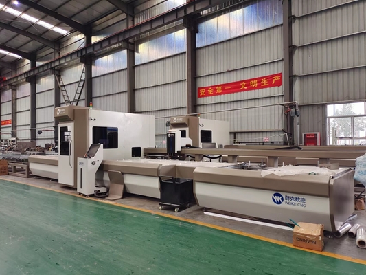 6500mm CNC Machining Aluminium Centre de coupe pour 45 90 degré fenêtre porte et mur rideau machine